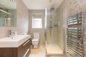 Ensuite- click for photo gallery